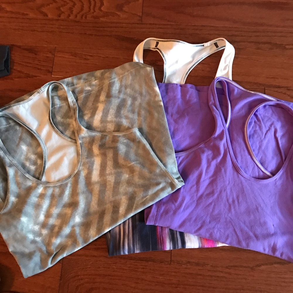 Lulu lemon Lot- 3 racerback tank tops.